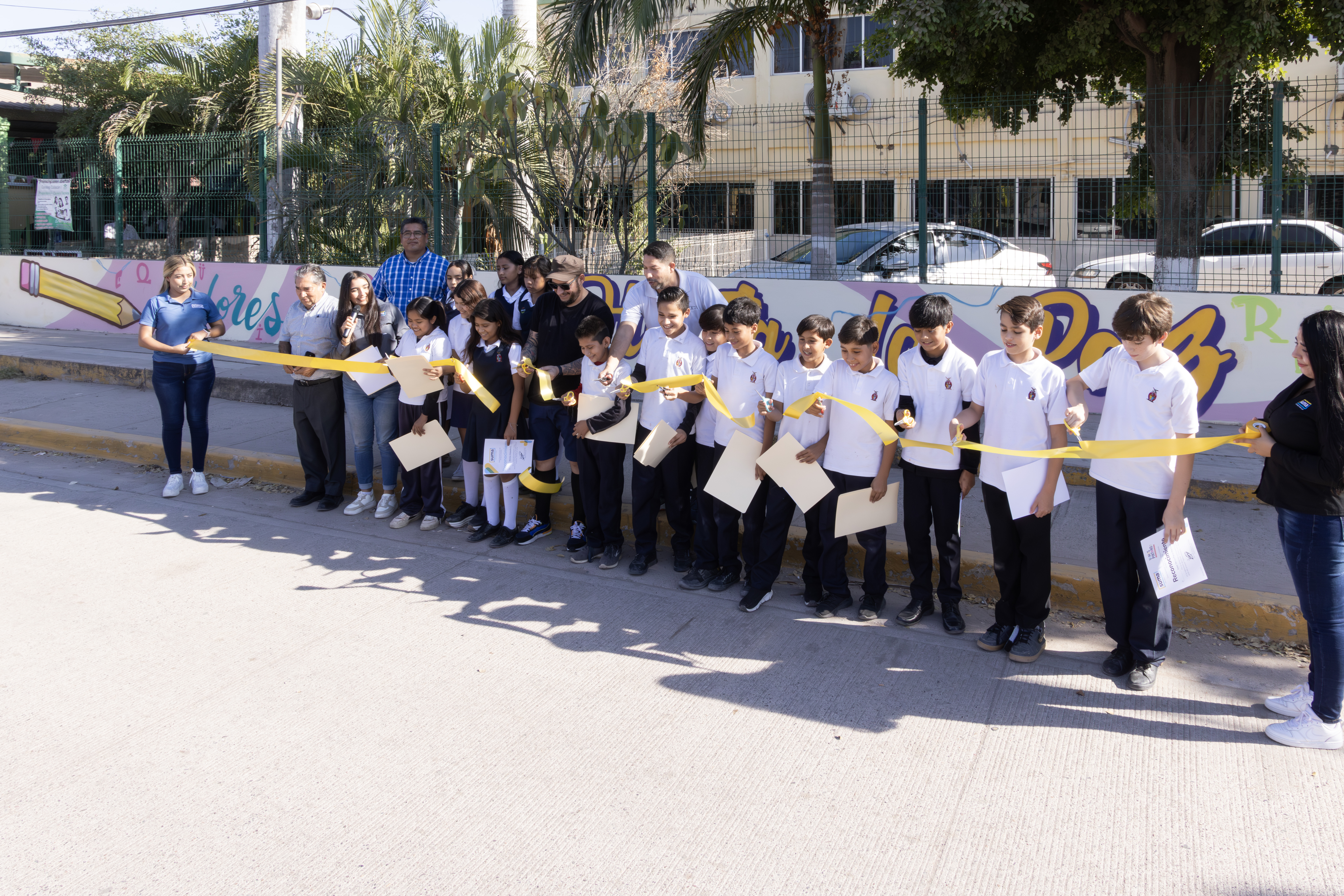 Mural urbano por la paz